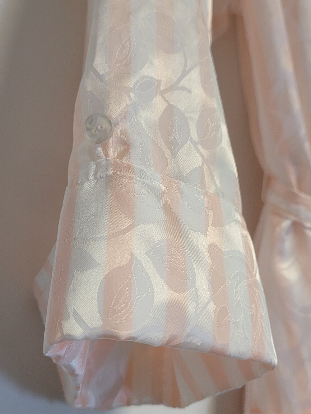 Vintage Christian Dior Pink Satin Jacquard Lounge Robe Housecoat Size L - Picture 10 of 13